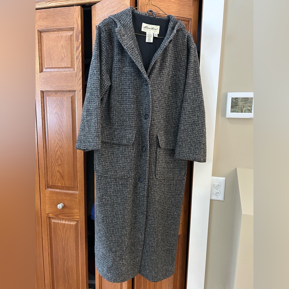 Long classic Eddie Bauer wool coat